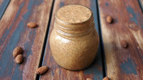 Video Blog – How to make Almond Butter in the Greenstar Elite Juicer