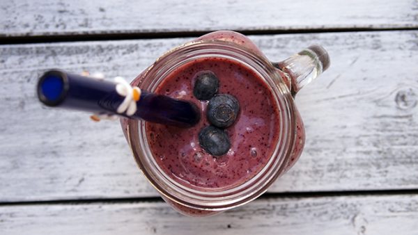 Video Blog: Blueberry, Ginger and Vanilla Smoothie Recipe