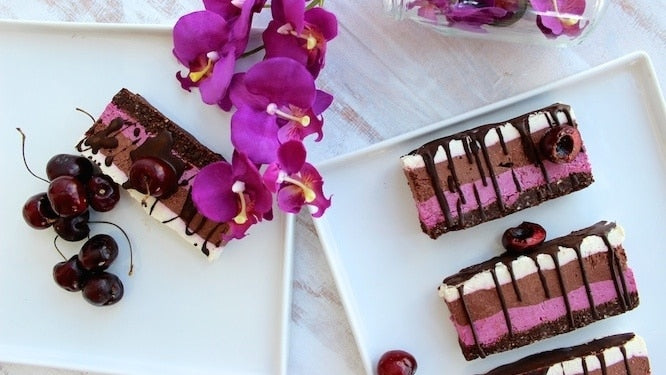 Cherry Neapolitan Cheesecake