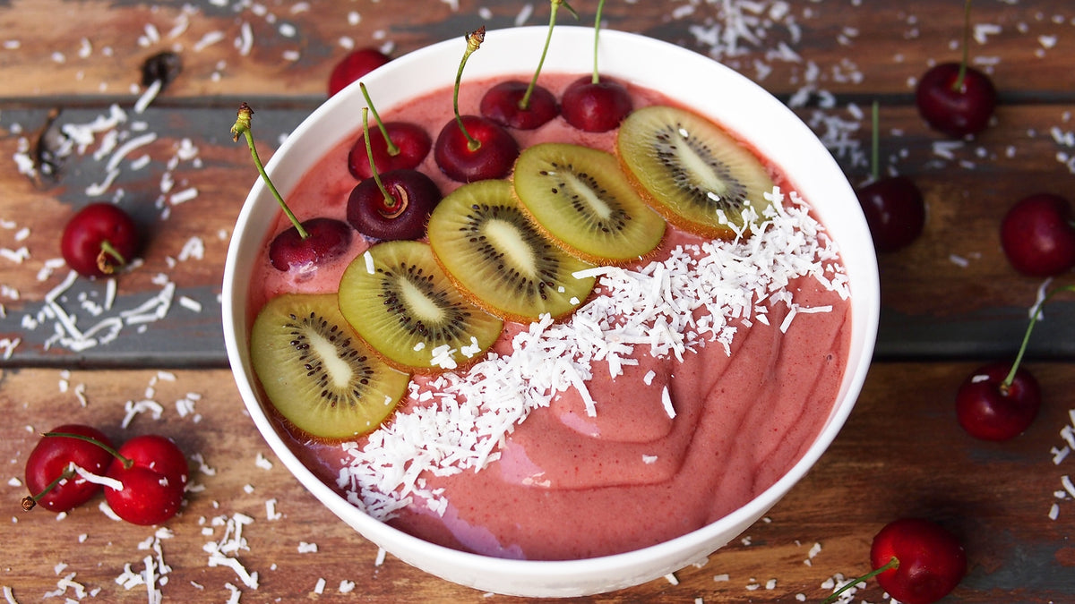Christmas Cherry Smoothie Bowl