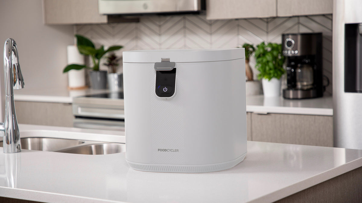 Reduce Waste and Revitalise Your Garden with the FoodCycler Eco 5