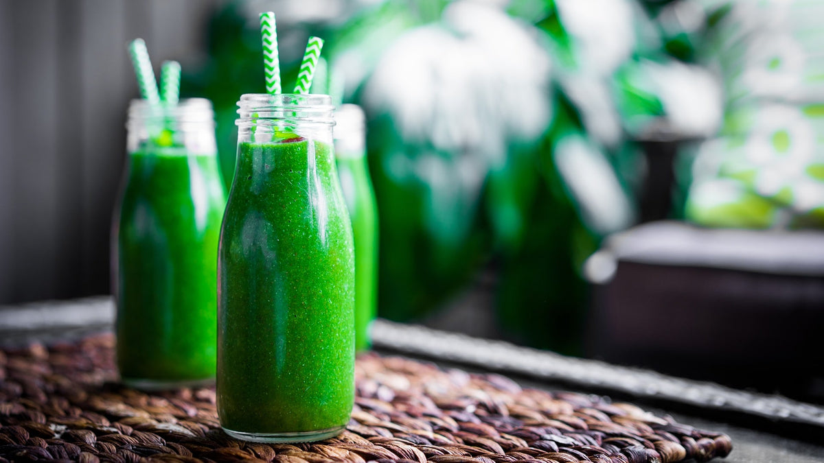 Green Smoothie Show Signature