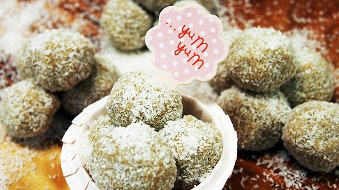 Raw Anzac Biscuit Inspired Truffles