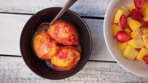 Video Blog Recipe – Strawberry and Mango Ice Cream