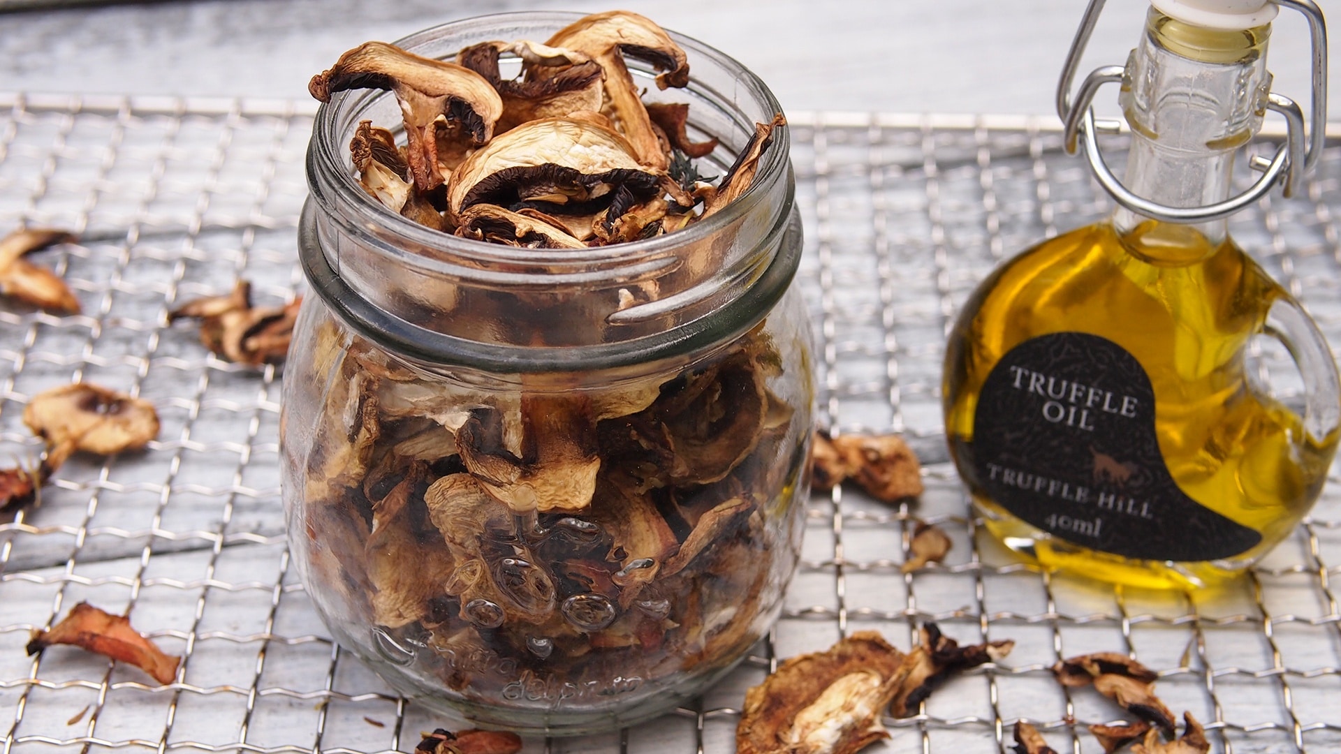 Image of Mushroom Truffle Chips in Class Jar with Truffle Oil